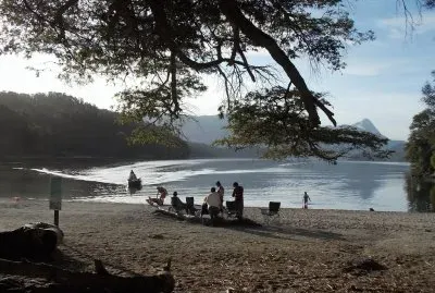 Lago Espejo. NeuquÃ©n. Argentina jigsaw puzzle