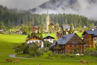 austria_gosau_village_houses_cows_