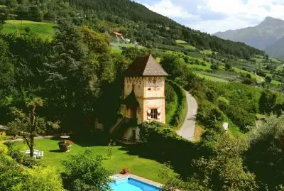 house_swimming_pool_mountain_ jigsaw puzzle