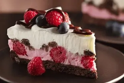strawberry cake