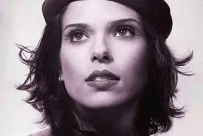 figura feminina