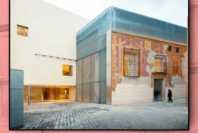 HELLÃN (ALBACATE) â€“ FACHADA MUSEO DE SEMANA SANTA jigsaw puzzle