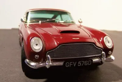 Auto 1963 Aston Martin DB5 282 HP