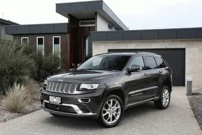 Auto 2017 Jeep Grand Cherokee Overland 295 HP