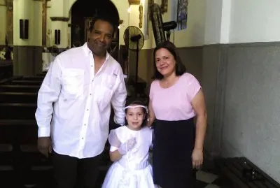 GABRIELA EN SU COMUNION