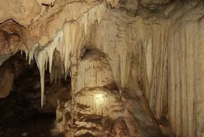 Cavernas de don Leo