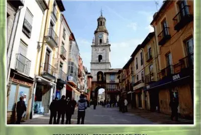 TORO (ZAMORA) â€“ TORRE O ARCO DEL RELOJ jigsaw puzzle