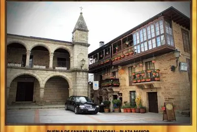 PUEBLA DE SANABRIA (ZAMORA) â€“ PLAZA MAYOR jigsaw puzzle