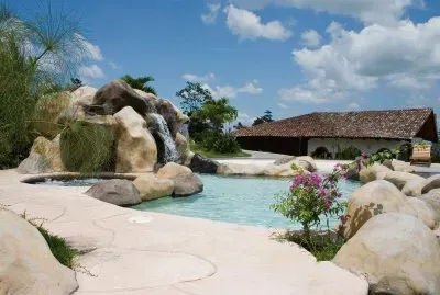 פאזל של Hotel en Costa Rica cerca del volcan arenal