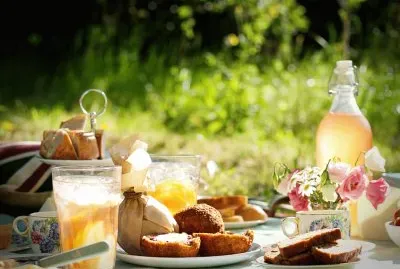 English Country Picnic