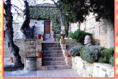 TOLEDO â€“ JARDINES MUSEO VICTORIO MACHO jigsaw puzzle