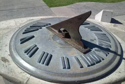 Sun clock jigsaw puzzle