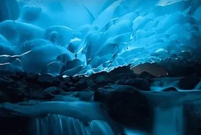 Mendenhall Ice Caves