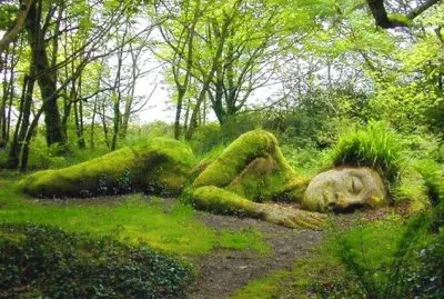 green lady jigsaw puzzle