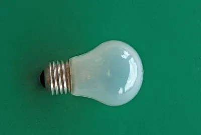 Bombilla- Objeto, Luz.