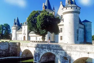 CASTILLO LOIRA PHOVOIR