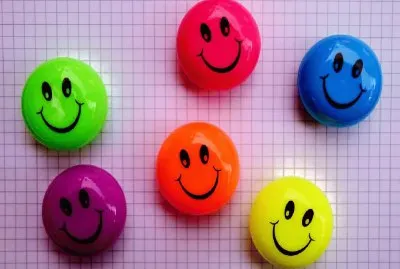 Caritas- Gracioso, Alegre