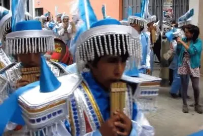 פאזל של Parade De Sikuris3