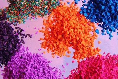 æ©¡è† é¡†ç²’