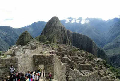 Puerta de entrada de Machu Picchu. jigsaw puzzle