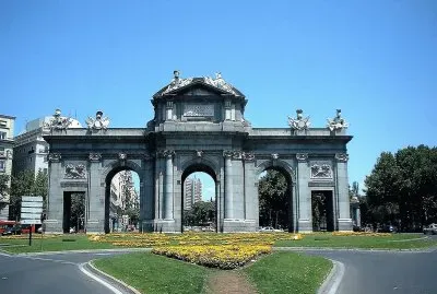 La Puerta de AlcalÃ¡, Madrid.