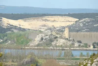 פאזל של Sauveterre, Gard, France