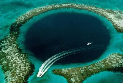 The Great Blue Hole, Belice