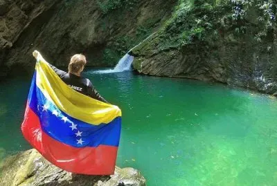 פאזל של Pozo Azul. Tinaquillo, Venezuela