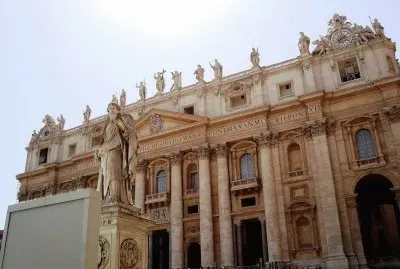 BasÃ­lica de San Pedro, El Vaticano.