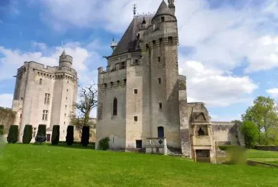 chÃ¢teau de Vez Oise jigsaw puzzle