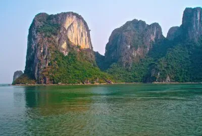 baie d  'halong Vietnam