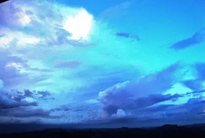 Cielo azulado en la Sierra Tarahumara.