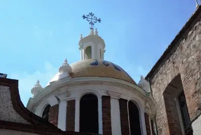CÃºpula de templo en Puerto Vallarta, MÃ©xico. jigsaw puzzle