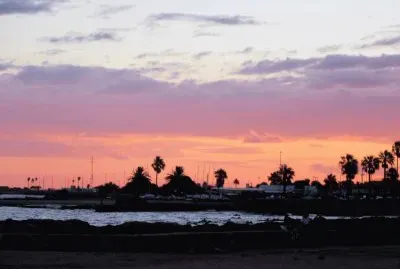 CrepÃºsculo en Montevideo, Uruguay. jigsaw puzzle