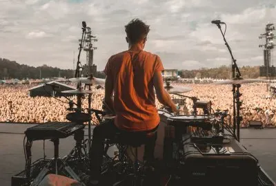 Nothing but thieves