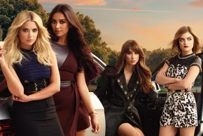 pretty little liars jigsaw puzzle