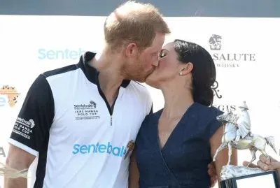 Meghan y Harry jigsaw puzzle