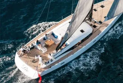 yacht