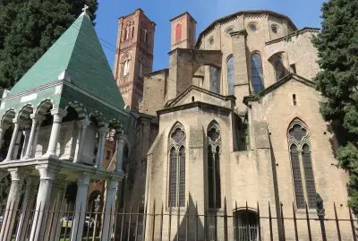 BOLONIA