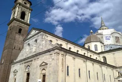 BOLONIA