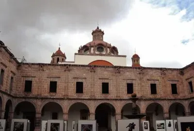Centro Cultural Clavijero, Morelia.