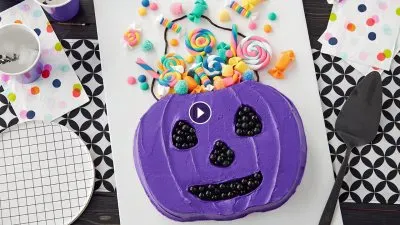 Clever Pumpkin Bucket Cake-Cooking