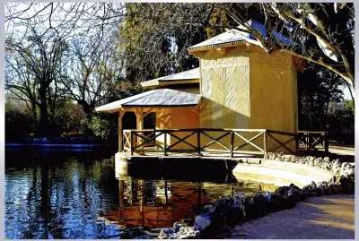 CabaÃ±a en el rÃ­o