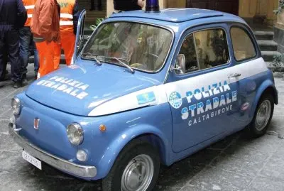 FIAT 500 poliziotta