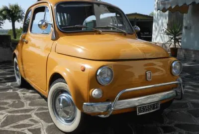 FIAT 500 arancione
