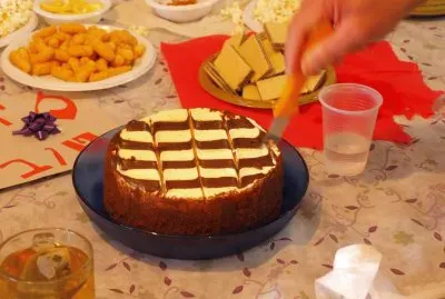 ×—×’×™×’×”