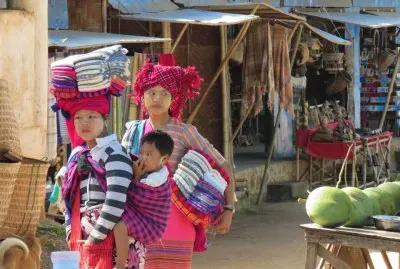 פאזל של MYANMAR