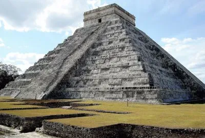 El Castillo en Chichen-ItzÃ¡, YucatÃ¡n.