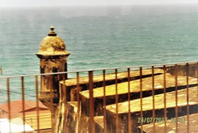 Torreta en muralla de San Juan, Puerto Rico.