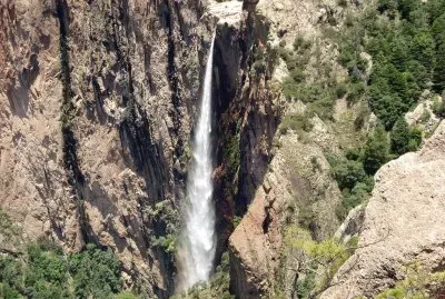 Cascada de Basaseachic, MÃ©xico. jigsaw puzzle